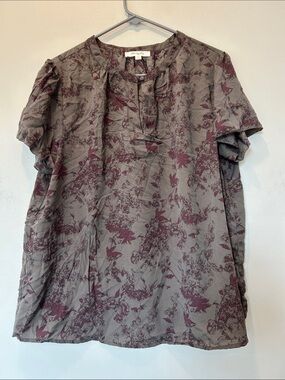 Monday Fun XL Gray Blouse with Plum Floral Print